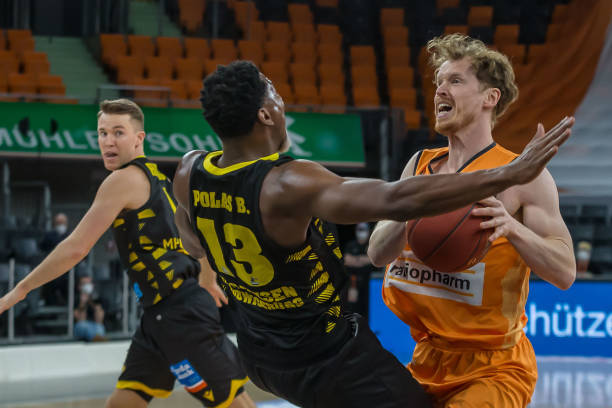 事激励着无 事激励着无