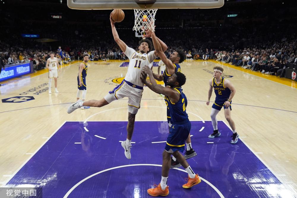 紧张关系加 紧张关系加