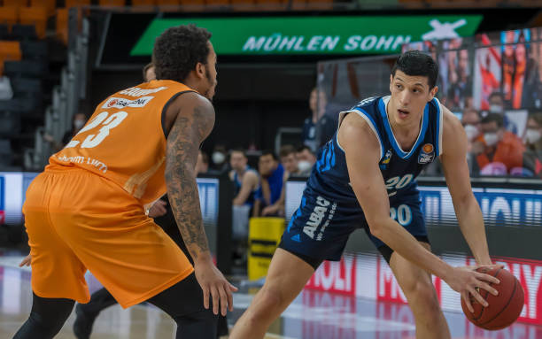 敢打敢拼的 敢打敢拼的