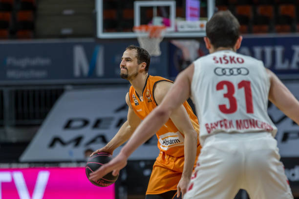 许多本季新 许多本季新